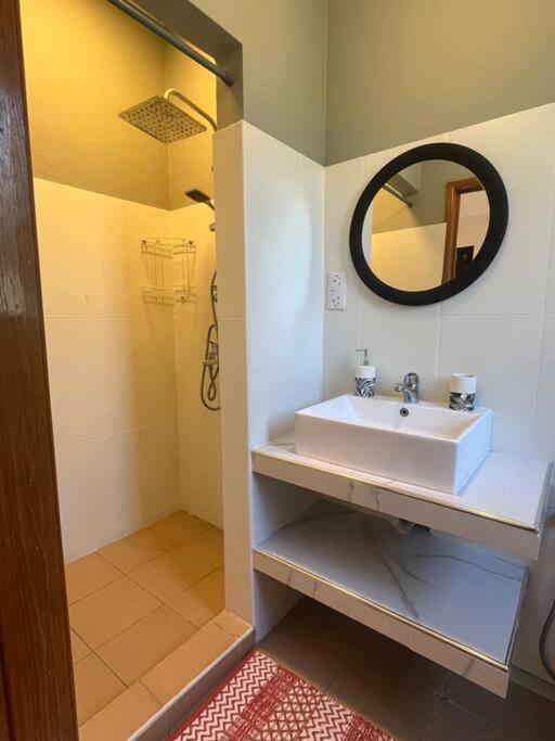 Charmant T4 Avec Vue Piscine Grand Bay Luaran gambar