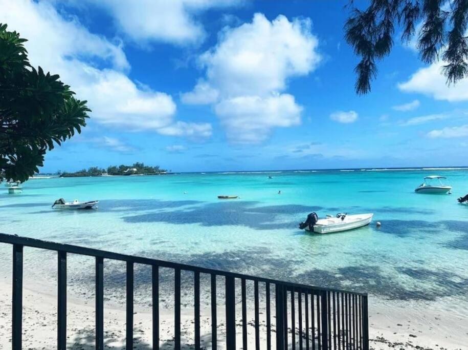 Charmant T4 Avec Vue Piscine Grand Bay Luaran gambar