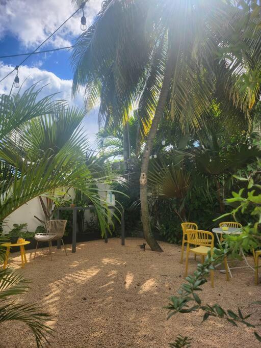 Charmant T4 Avec Vue Piscine Grand Bay Luaran gambar