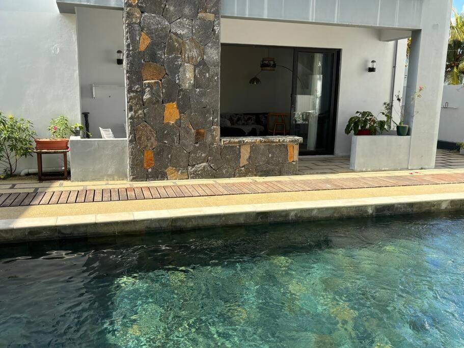 Charmant T4 Avec Vue Piscine Grand Bay Luaran gambar